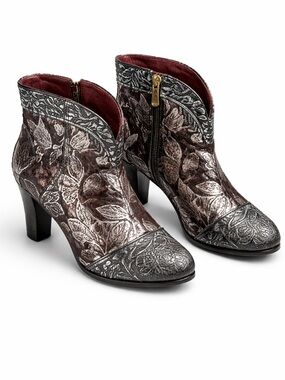 L’Artiste Spring Step Lidia Black Silver Floral Embossed Leather Ankle Boots